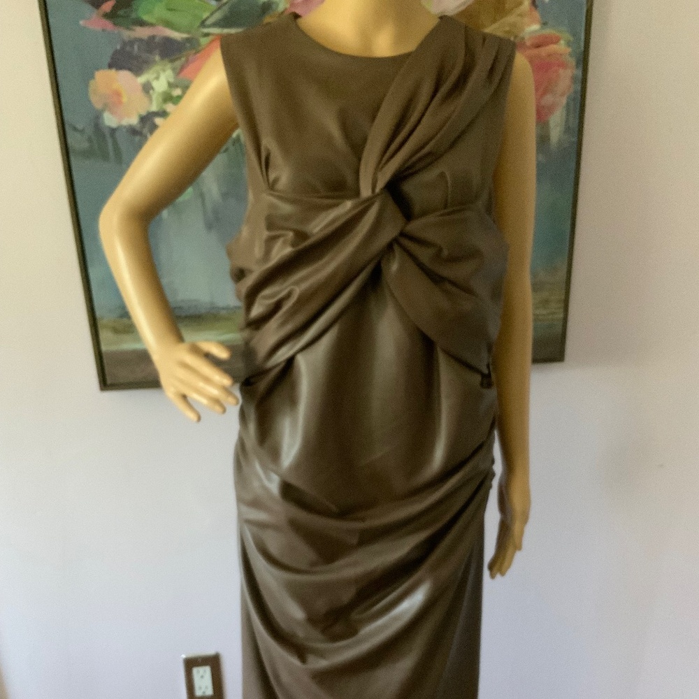 XL Dress - Picture 2 of 4
